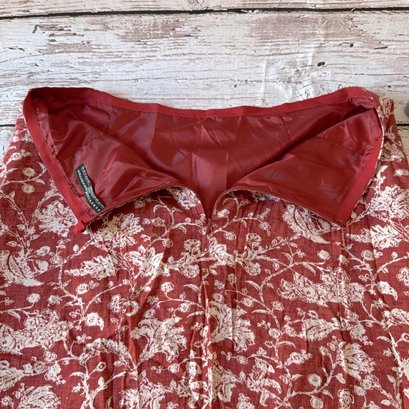 Women’s skirt, Peruvian connection size 8, red floral - Picture 3 of 4